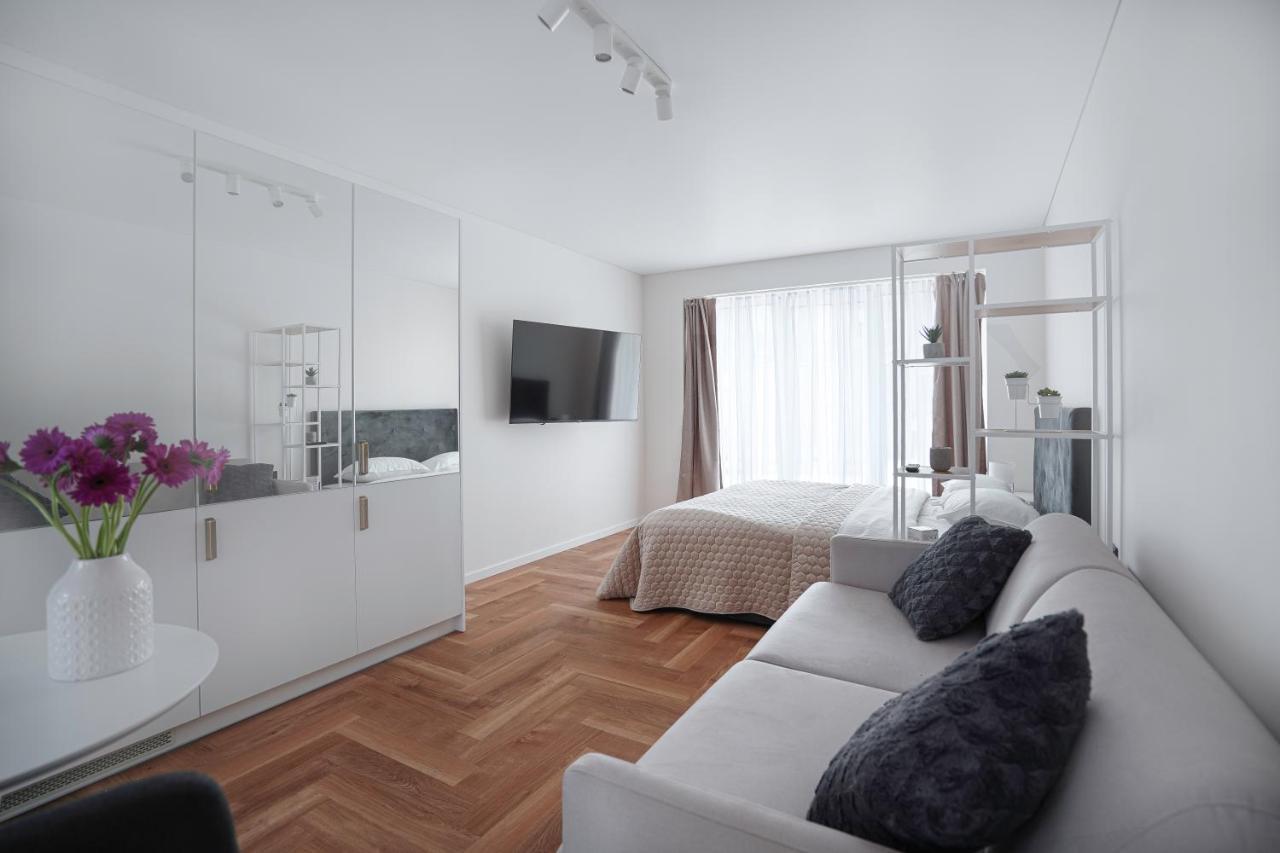 Exclusive Oldnew Apartments In City Center Panevezys Bagian luar foto
