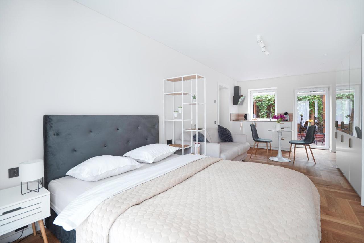 Exclusive Oldnew Apartments In City Center Panevezys Bagian luar foto
