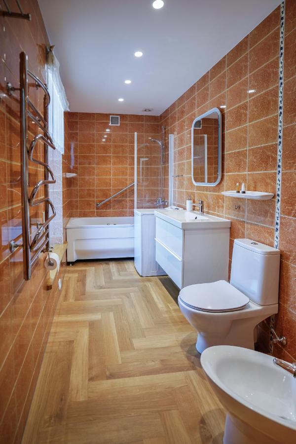 Exclusive Oldnew Apartments In City Center Panevezys Bagian luar foto